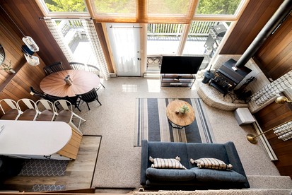 Quiet and Dog-Friendly Cabin with Hot Tub, Fire Pit, Grill, Playset and Amazing Views of Shenandoah Valley - Fun for the Entire Family in Basye, VA - Basye, Virginia - glamping.directory