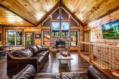 Cozy Cabin Glamping Rental in Gatlinburg, for Memorable Escapes to the Mountains - Gatlinburg, Tennessee - glamping.directory