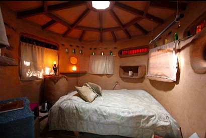 Unique Glamping Hobbit Hut at Spiritual Retreat near San Francisco, California - Geyserville, California - glamping.directory