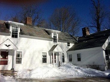 Historic Glamping Farmhouse in West Townshend, Vermont - West Townshend, Vermont - glamping.directory