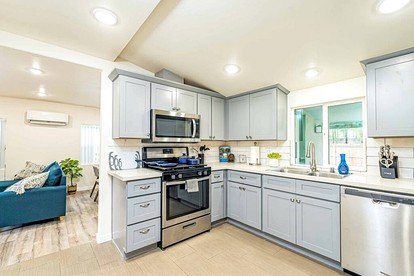 Lovely Equipped Pod with Private Patio and BBQ in Glendora, California - Glendora, California - glamping.directory