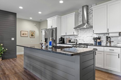 Newly Built Mountain-View Cabin with Hot Tub Near Lookout Mountain | Fairview, GA - Fairview, Georgia - glamping.directory