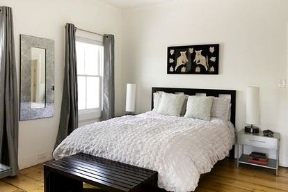 Luxury Suite Rental with Private Hot Tub in Woodstock, New York - Woodstock, New York - glamping.directory