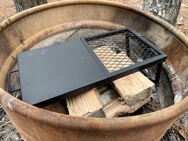 Cozy Luxury Canvas Cabin with Private Fire Pit and Outdoor Grill Near Branchville, South Carolina - Branchville, South Carolina - glamping.directory