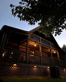 Secluded Woodland Cabin with Kayaks & Fire Pit near Rivers in Virginia - Keysville, Virginia - glamping.directory