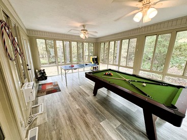 Peaceful Family Retreat with Game Room and Fire Pit near Lakes and Golf Courses in Hot Springs Village, Arkansas - Hot Springs Village, Arkansas - glamping.directory