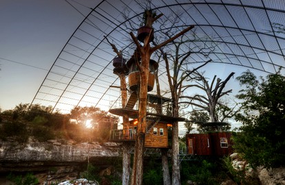 Stunning Tree House near Austin, Texas - Spicewood, Texas - glamping.directory