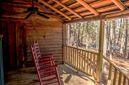 Perfect Couple's or Solo Getaway: 1840s Log Cabin, Claxton, GA - Claxton, Georgia - glamping.directory