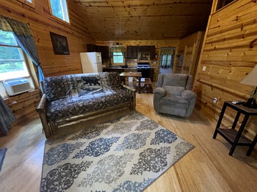 Wheelchair Accessible Glamping Cabin near Cook Forest State Park, Pennsylvania - Clarington, Pennsylvania - glamping.directory