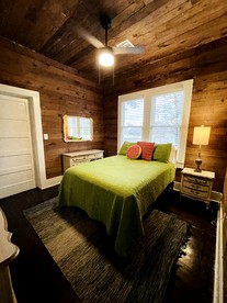 Quaint Cute Cottage Fully Equipped in Louisiana - Lafayette, Louisiana - glamping.directory