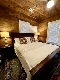 Quaint Cute Cottage Fully Equipped in Louisiana - Lafayette, Louisiana - glamping.directory