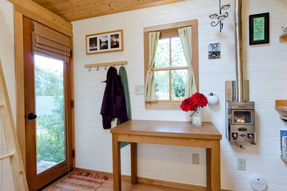 Adorable Rural Tiny House Rental on the Puget Sound in Olympia, Washington - Olympia, Washington - glamping.directory