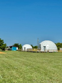 Charming Cabin with Pond Retreat Near Lake Texoma, Denison TX - Denison, Texas - glamping.directory