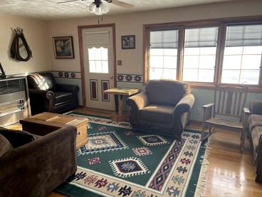 Cozy Cottage Rental for Six on a Working Ranch in Crawford, Nebraska - Crawford, Nebraska - glamping.directory