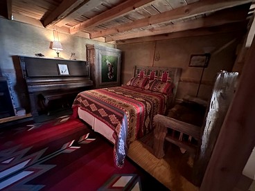 Cozy Cottage Rental for Six on a Working Ranch in Crawford, Nebraska - Crawford, Nebraska - glamping.directory