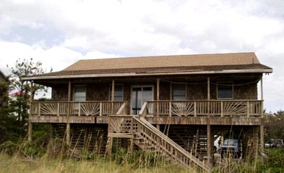 Beachfront Vacation Rental with Stunning Ocean Views in Hatteras, North Carolina - glamping.directory