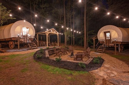 Beautiful Glamping Wagon Great for Outdoor Adventures in Tennessee - glamping.directory
