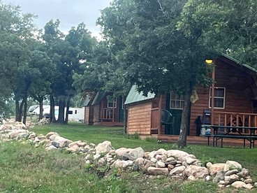 Inviting Cabin for a Peaceful Escape in Nature in Sturgis, South Dakota - Sturgis, South Dakota - glamping.directory