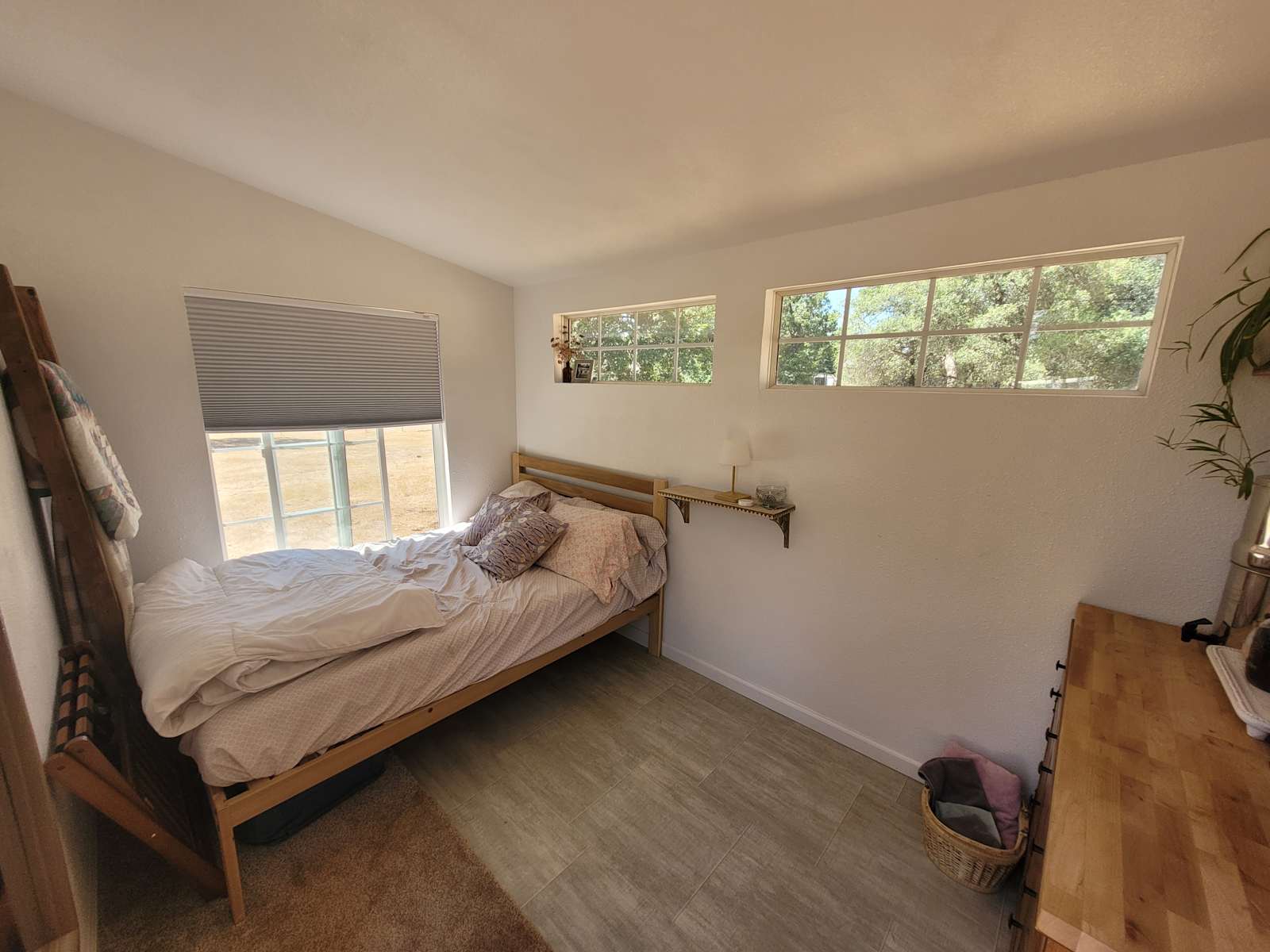 The Goat Shed - Bella Vista, California - glamping.directory