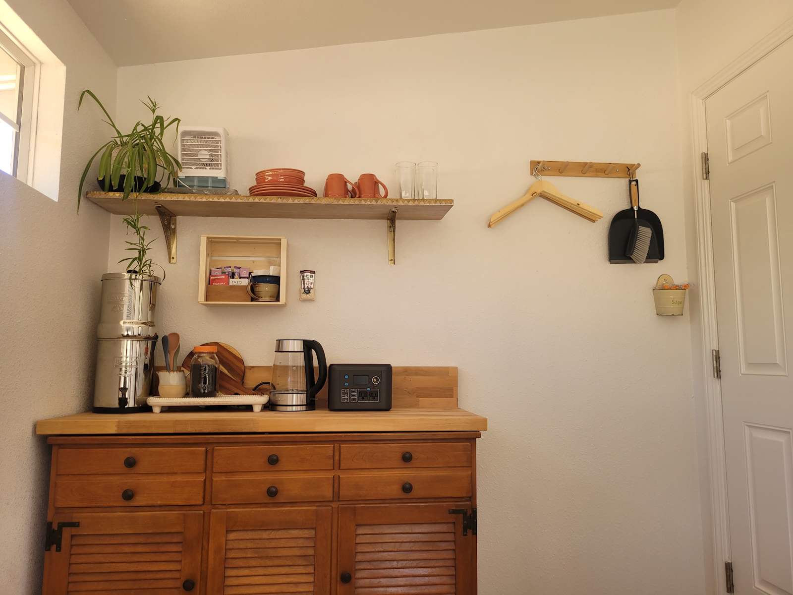 The Goat Shed - Bella Vista, California - glamping.directory