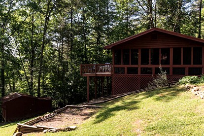 Mountain Cabin Rental Under Two Hours from Atlanta for Lake Nottely Getaway in Georgia - glamping.directory