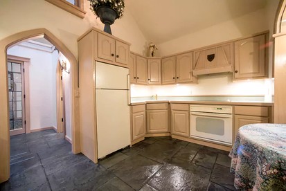 Breathtaking Cottage Rental on Castle Grounds Overlooking Lake George - Bolton , New York - glamping.directory