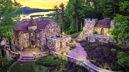 Breathtaking Cottage Rental on Castle Grounds Overlooking Lake George - Bolton , New York - glamping.directory