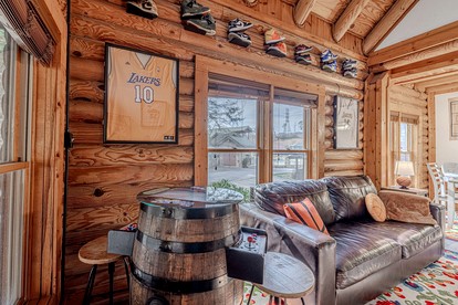 Wonderful Cabin with Spa and Equipped Deck in Tennessee - Pigeon Forge, Tennessee - glamping.directory