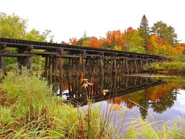 Cozy Lake Cabin Rental near the Porcupine Mountains in Michigan - Silver City, Michigan - glamping.directory