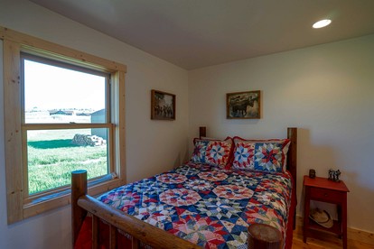 Secluded Cabin Rental with Gorgeous Views near Ennis, Montana - McAllister, Montana - glamping.directory