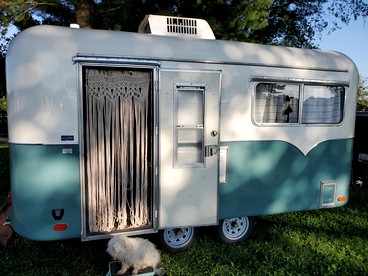 Beautiful Farmstay Hill Cottage and Tiny Equipped Camper in Maryland - glamping.directory