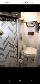 Beautiful Farmstay Hill Cottage and Tiny Equipped Camper in Maryland - Darnestown, Maryland - glamping.directory