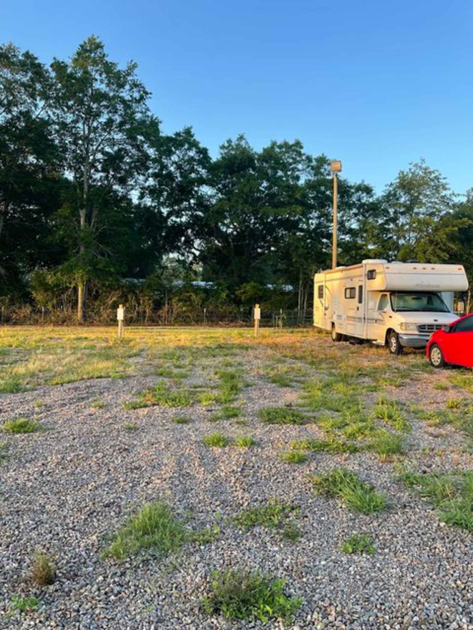 Wiregrass RV Park - Fort Rucker, Alabama - glamping.directory