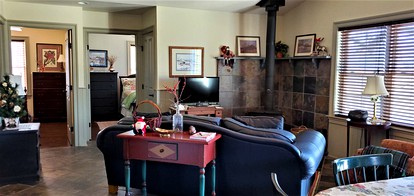 Lovely Cottage on Farm near Shenandoah National Park, Virginia - Sperryville, Virginia - glamping.directory