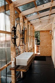 Cozy Safari Tent on the Pecos River, Perfect for Intimate Glamping Escapes in New Mexico - Pecos, New Mexico - glamping.directory