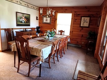 Rustic and Pet-Friendly Cabin Rental with Outdoor Hot Tub near Wisp Resort, Maryland - Swanton, Maryland - glamping.directory