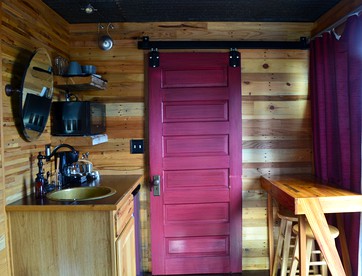 Eco Cabin Rentals in the Chattahoochee Forest of North Georgia - Dahlonega, Georgia - glamping.directory