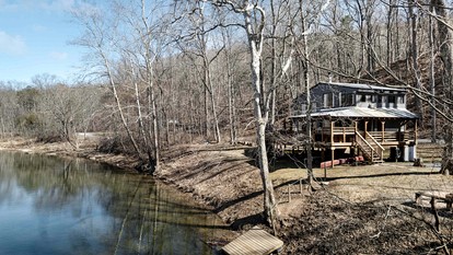 Radiant Riverfront Cabin Sanctuary near Cacapon River in West Virginia - Great Cacapon, West Virginia - glamping.directory