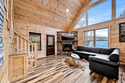 Movie Magic and Mountain Views: Family Cabin in Sevierville with Deck Hot Tub - Sevierville, Tennessee - glamping.directory