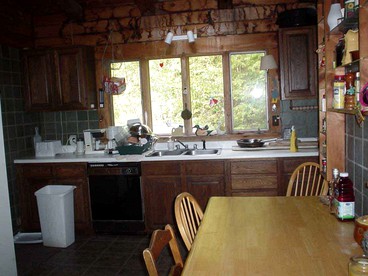 Spacious 14-Person Cabin Perfect for Families in Mount Holly, Vermont - Mount Holly, Vermont - glamping.directory