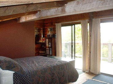 Spacious 14-Person Cabin Perfect for Families in Mount Holly, Vermont - Mount Holly, Vermont - glamping.directory
