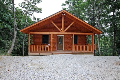 Secluded Woodland Cabin with a Hot Tub Perfect for a Romantic Getaway near Logan, Ohio - glamping.directory