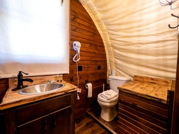 Cozy Covered Wagon for a Unique Glamping Experience in Beaumont, Kansas - Beaumont, Kansas - glamping.directory