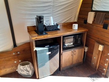 Cozy Covered Wagon for a Unique Glamping Experience in Beaumont, Kansas - Beaumont, Kansas - glamping.directory
