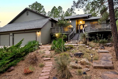 Gorgeous Vacation Rental with Game Room and Serene Backyard in Flagstaff, Arizona - Flagstaff, Arizona - glamping.directory