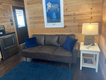 Rustic Dog-Friendly Cabin with Private Deck and Hot-Tub in Texas - Wimberley, Texas - glamping.directory