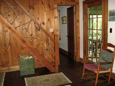 Family-Friendly Cabin Rental with Private Porch near Lake George, New York - Severance, New York - glamping.directory