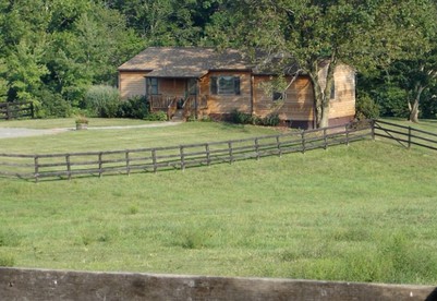 Charming Cottage Overlooking Gorgeous Citation Bass and Bream Pond near Charlottesville - Gordonsville, Virginia - glamping.directory