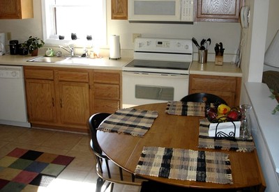 Charming Cottage Overlooking Gorgeous Citation Bass and Bream Pond near Charlottesville - Gordonsville, Virginia - glamping.directory