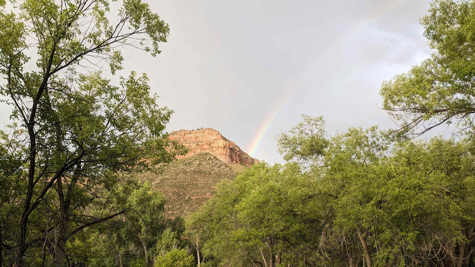 Apple Valley Camping -RVs and vans - Lyons, Colorado - glamping.directory
